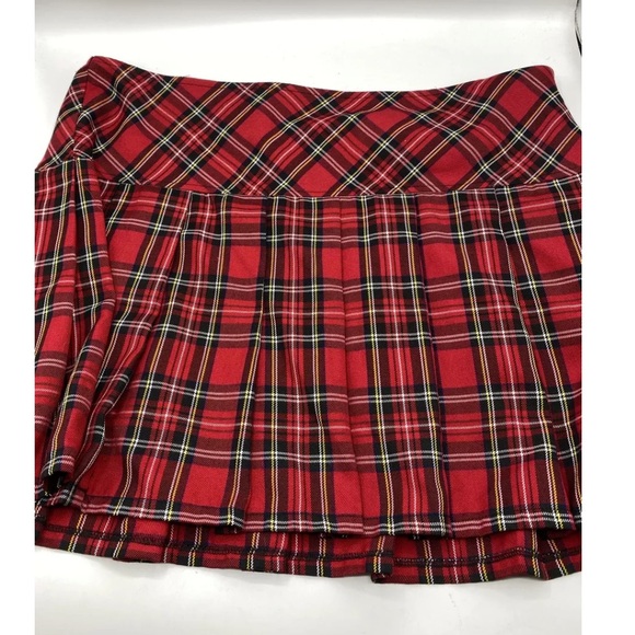 Tripp nyc Dresses & Skirts - tripp nyc royal bones pleated skirt